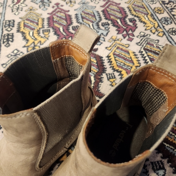 Timberland Suede Boots Size 9 - Picture 3 of 5